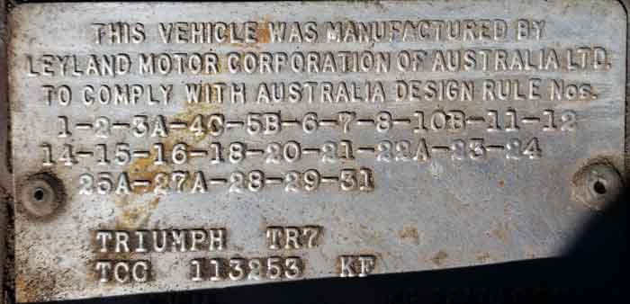 TR7 export plate sm.jpg